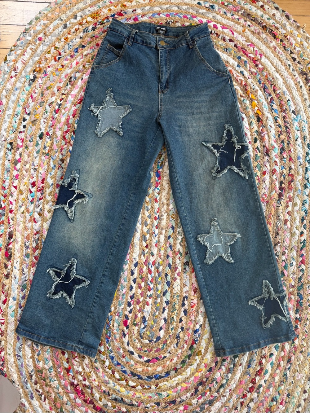 Hot Topic Dark Blue Wide-Leg Star Appliqué Jeans